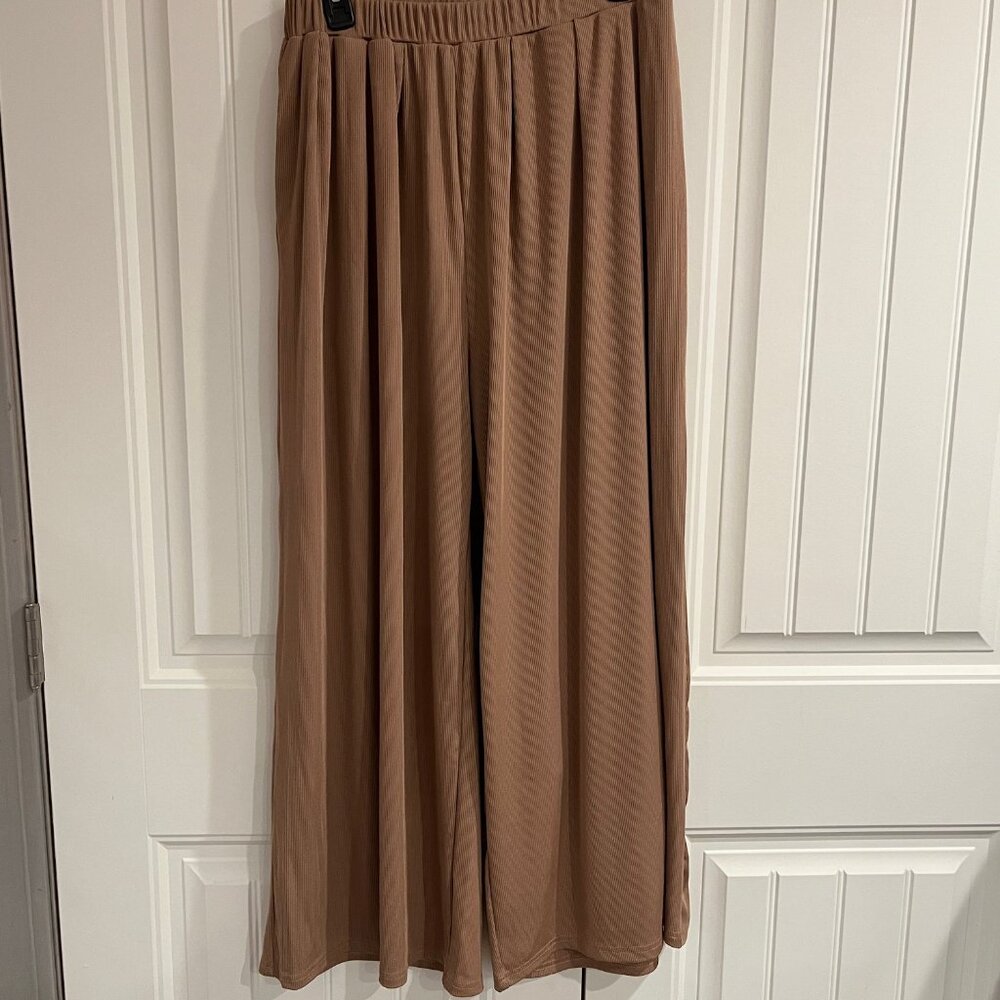Cider Women's Wide-Leg Pleated Pants, Size 0XL, Tan